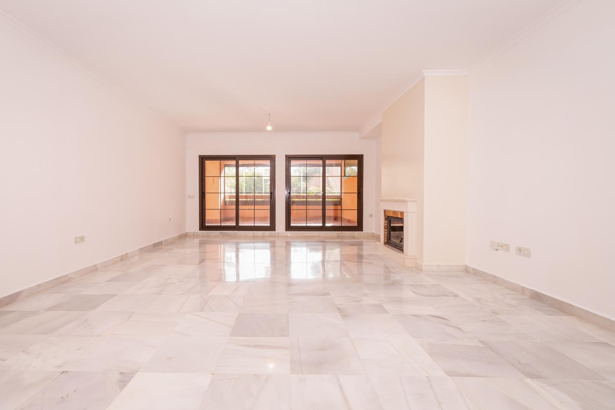 4 Bed Apartment for sale in Hacienda Del Sol Costa Del Sol, Málaga, Spain