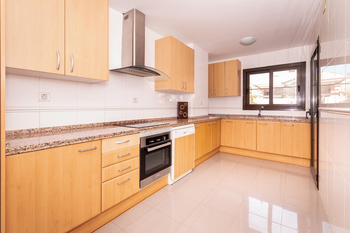4 Bed Apartment for sale in Hacienda Del Sol Costa Del Sol, Málaga, Spain