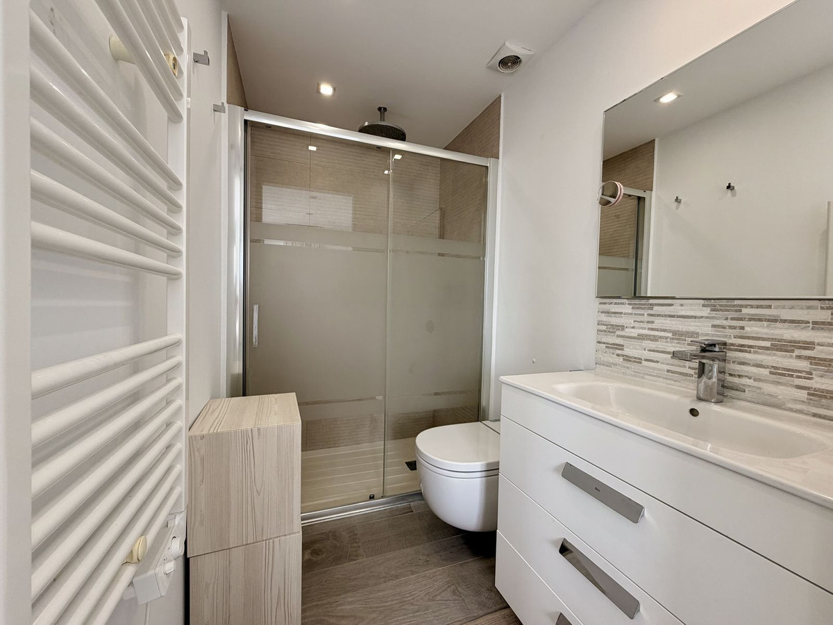 Se vende Ático de 2 dormitorios en Costa Del Sol, Málaga, España