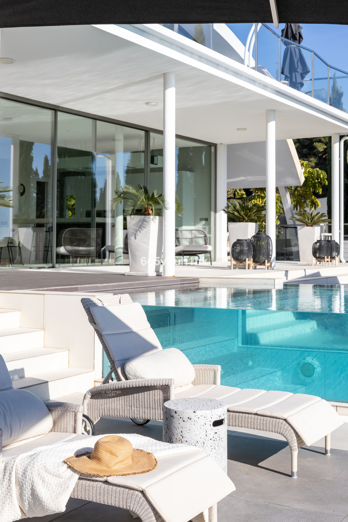Se vende Villa - Chalet de 4 dormitorios en Costa Del Sol, Málaga, España