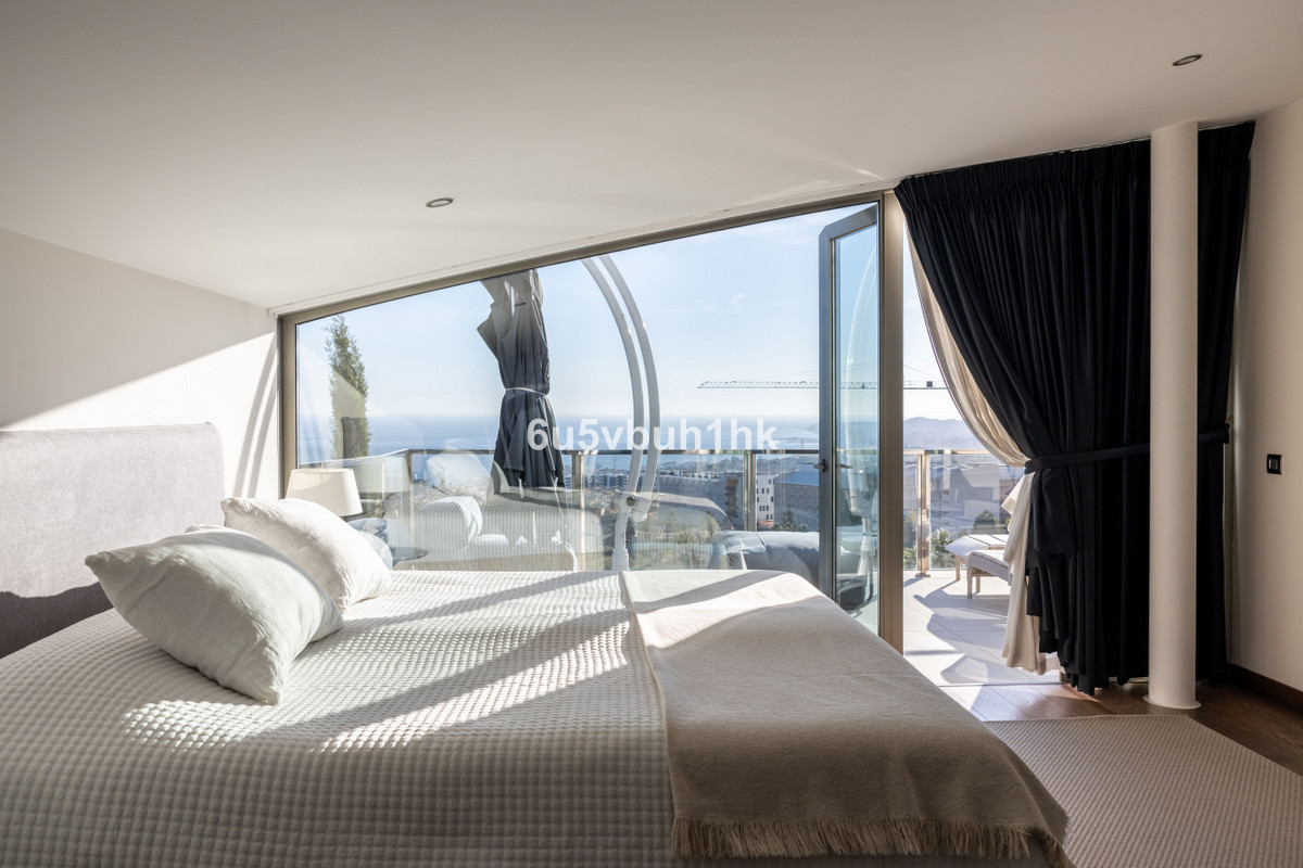 Se vende Villa - Chalet de 4 dormitorios en Costa Del Sol, Málaga, España