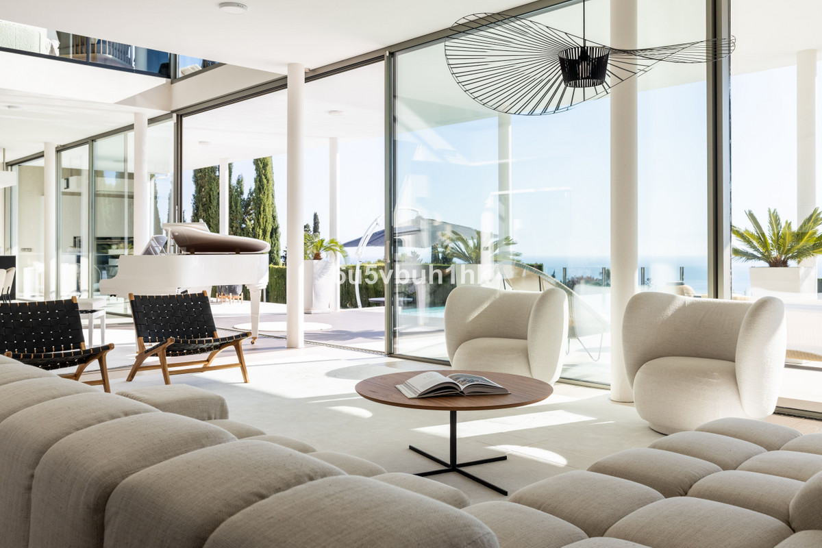 Se vende Villa - Chalet de 4 dormitorios en Costa Del Sol, Málaga, España