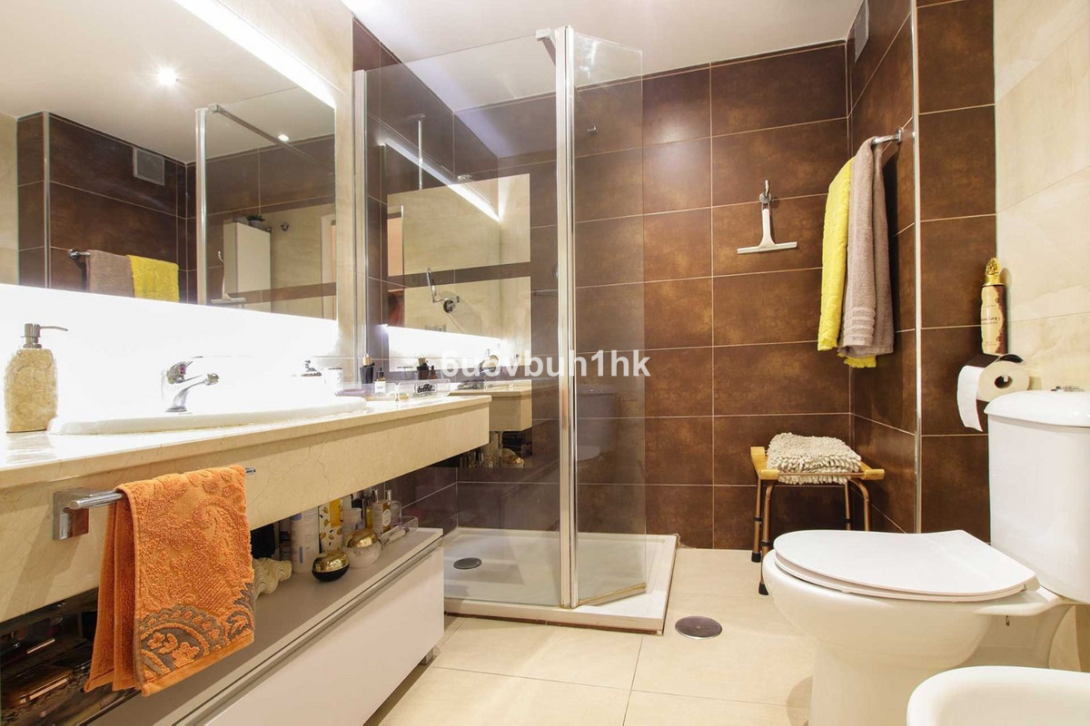 Se vende Apartamento Planta Baja de 2 dormitorios en Costa Del Sol, Málaga, España