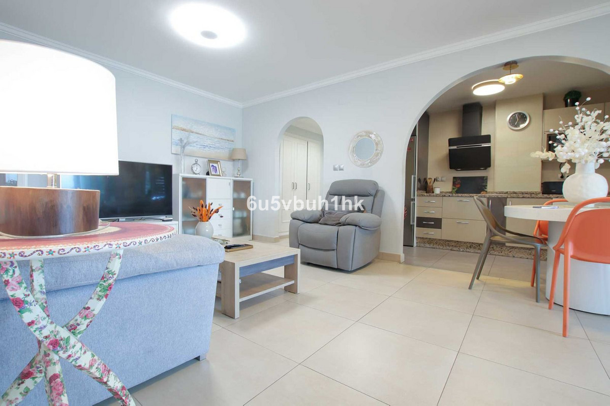 Se vende Apartamento Planta Baja de 2 dormitorios en Costa Del Sol, Málaga, España