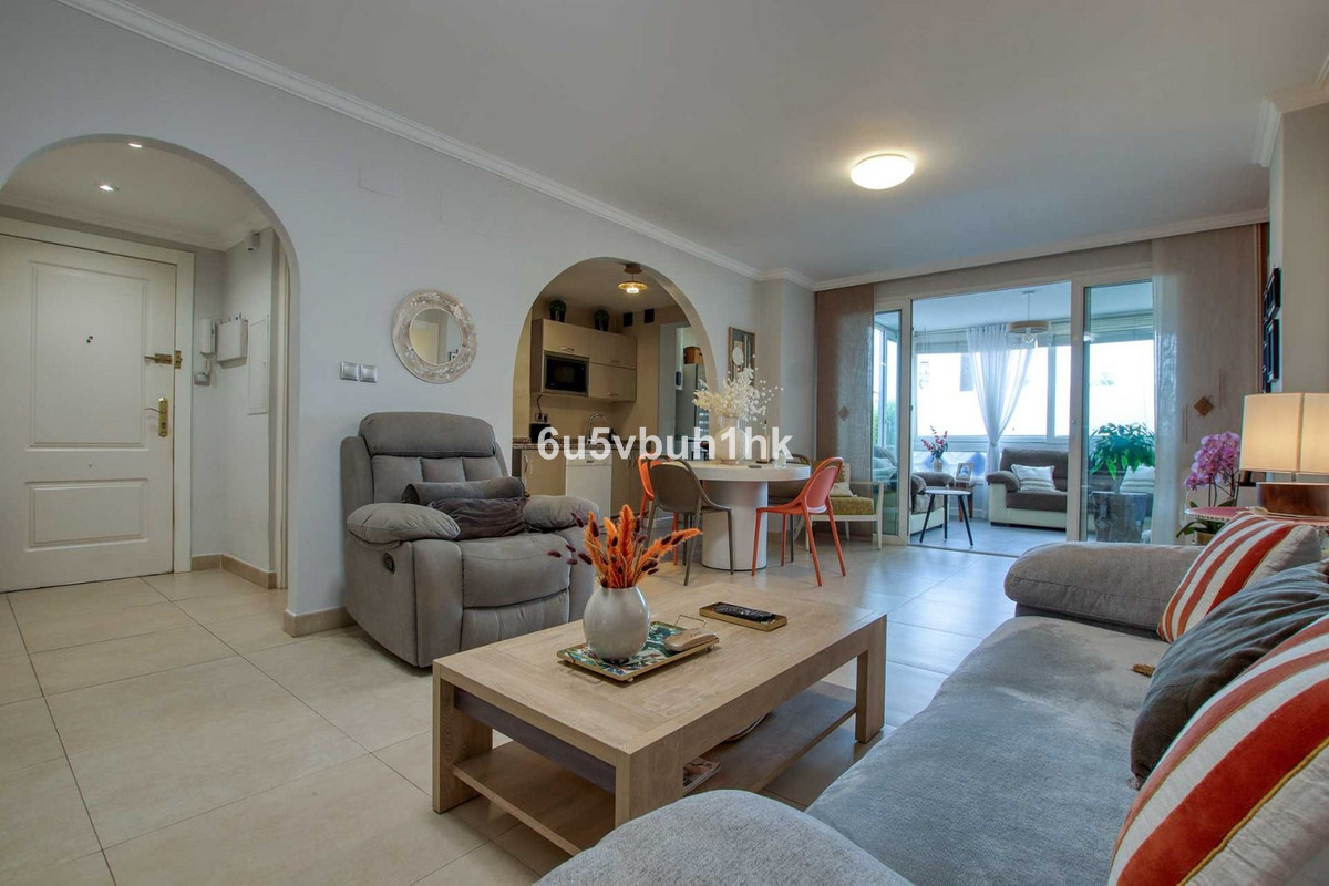 Se vende Apartamento Planta Baja de 2 dormitorios en Costa Del Sol, Málaga, España