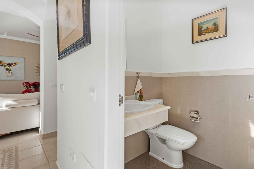 4 Bed Townhouse for sale in Estepona Costa Del Sol, Málaga, Spain