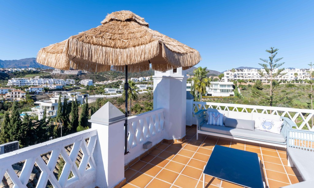 4 Bed Townhouse for sale in Estepona Costa Del Sol, Málaga, Spain