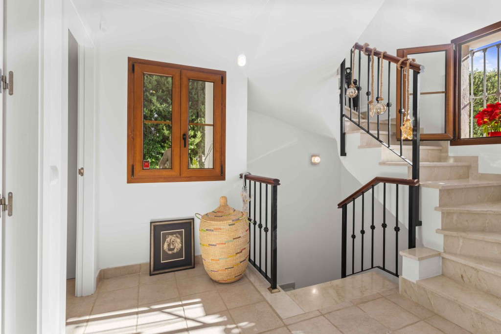 4 Bed Townhouse for sale in Estepona Costa Del Sol, Málaga, Spain