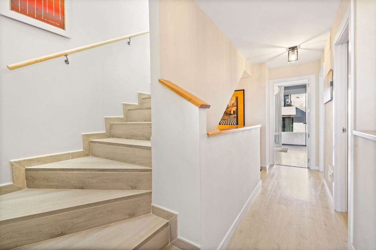 3 Bed Townhouse for sale in Fuengirola Costa Del Sol, Málaga, Spain