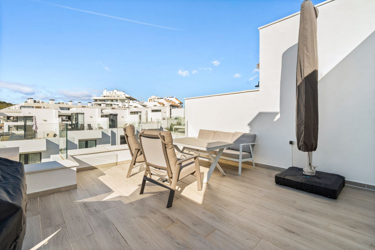 3 Bed Townhouse for sale in Fuengirola Costa Del Sol, Málaga, Spain