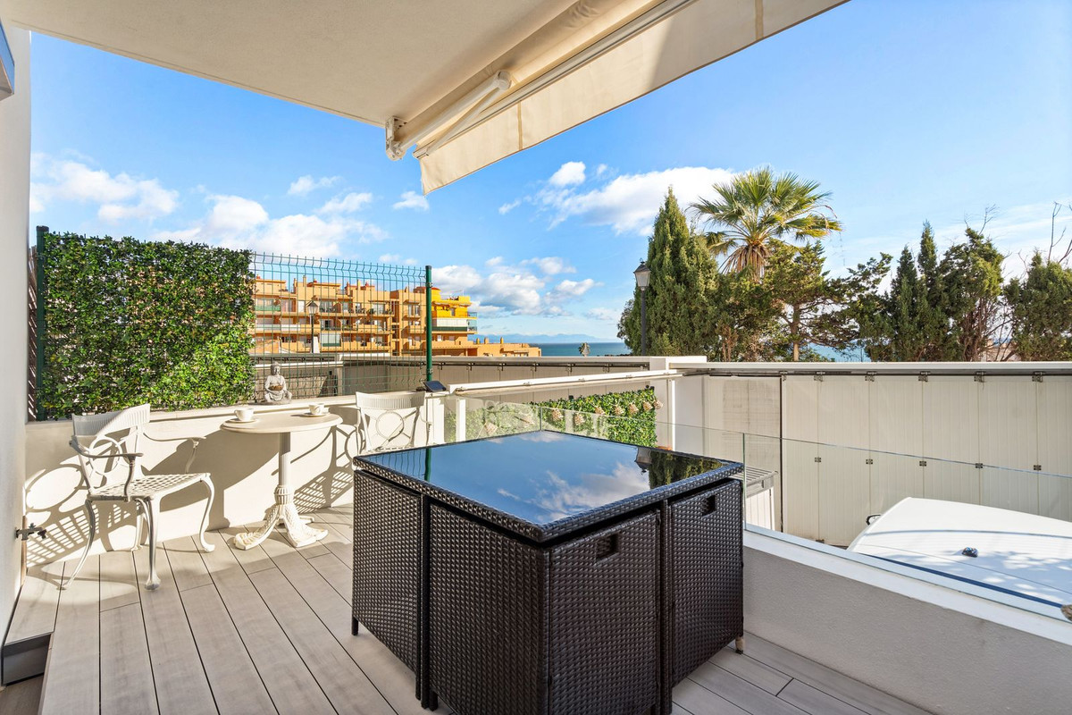 3 Bed Townhouse for sale in Fuengirola Costa Del Sol, Málaga, Spain