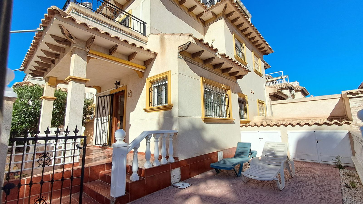2 Bed Townhouse for sale in La Zenia Costa Blanca, Alicante, Spain