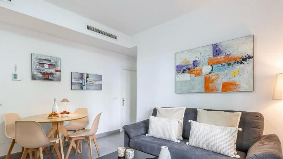 3 Bed Apartment for sale in Marbella Costa Del Sol, Málaga, Spain
