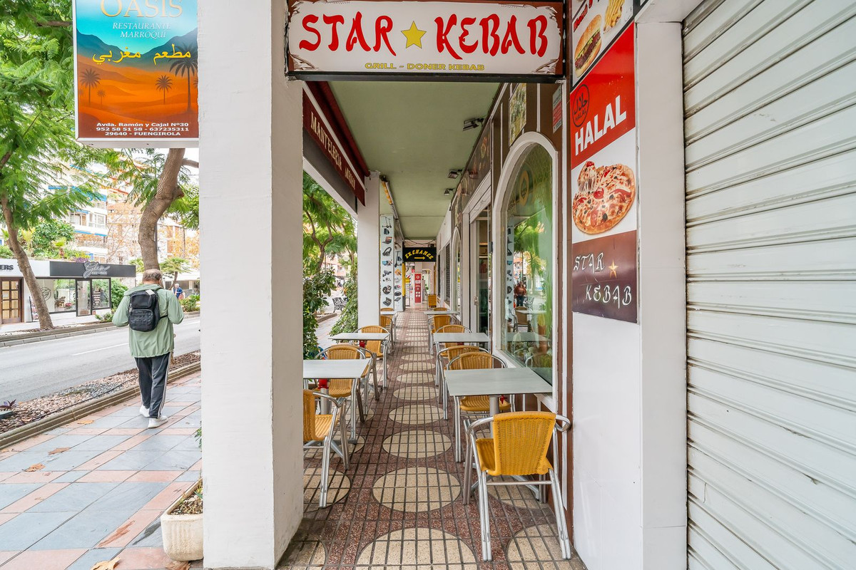 1 Bed Commercial unit for sale in Fuengirola Costa Del Sol, Málaga, Spain