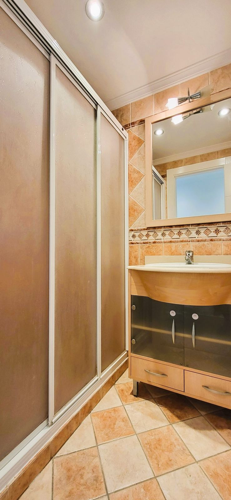 Se vende Apartamento Planta Media de 3 dormitorios en Costa Del Sol, Málaga, España
