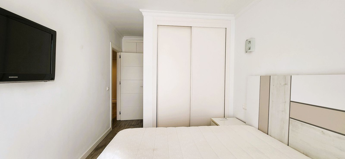 Se vende Apartamento Planta Media de 3 dormitorios en Costa Del Sol, Málaga, España