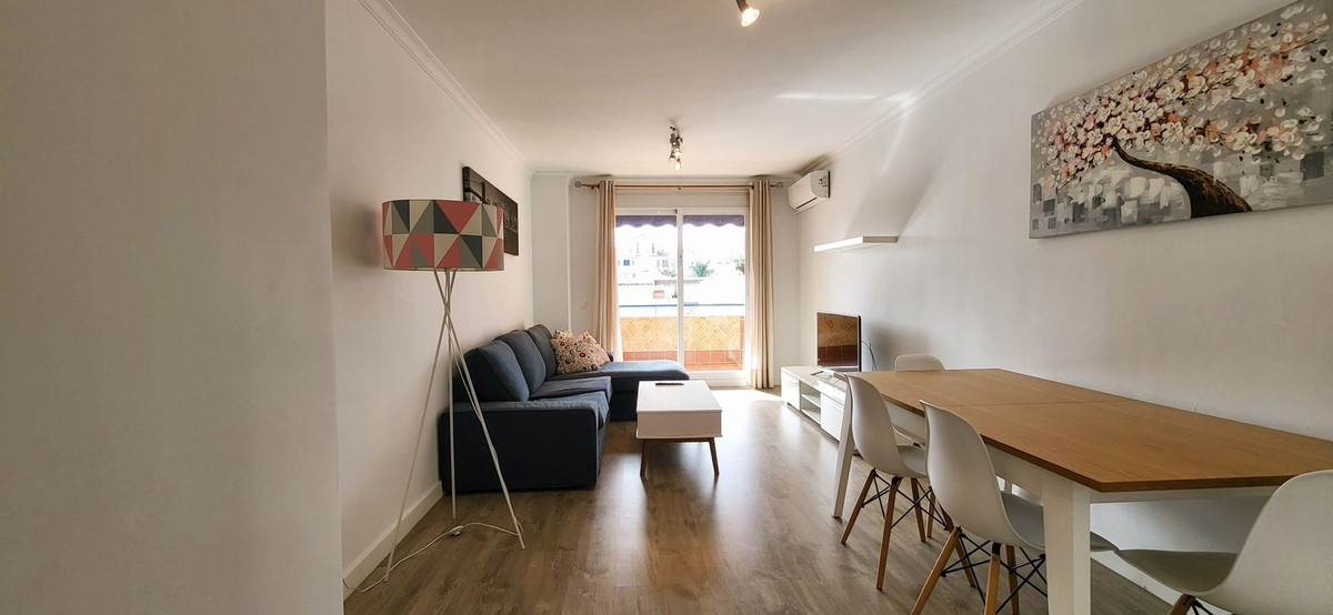 Se vende Apartamento Planta Media de 3 dormitorios en Costa Del Sol, Málaga, España