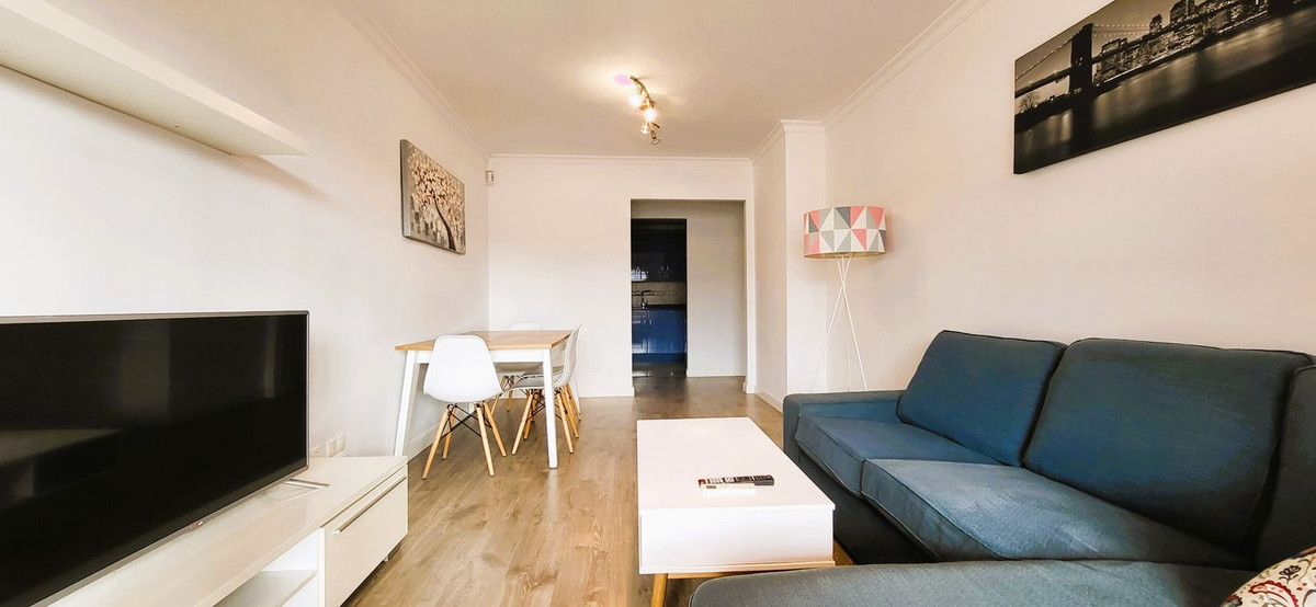 Se vende Apartamento Planta Media de 3 dormitorios en Costa Del Sol, Málaga, España