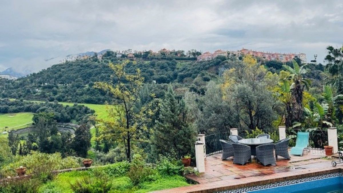 4 Bed Townhouse for sale in Benahavís Costa Del Sol, Málaga, Spain