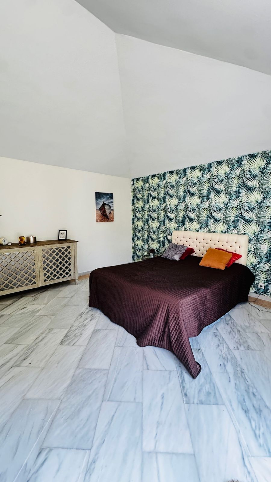 4 Bed Townhouse for sale in Benahavís Costa Del Sol, Málaga, Spain