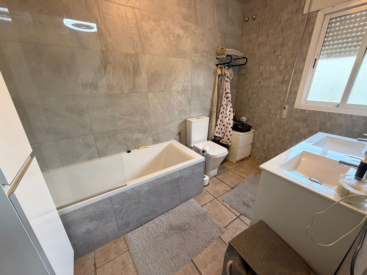 4 Bed Townhouse for sale in Calypso Costa Del Sol, Málaga, Spain