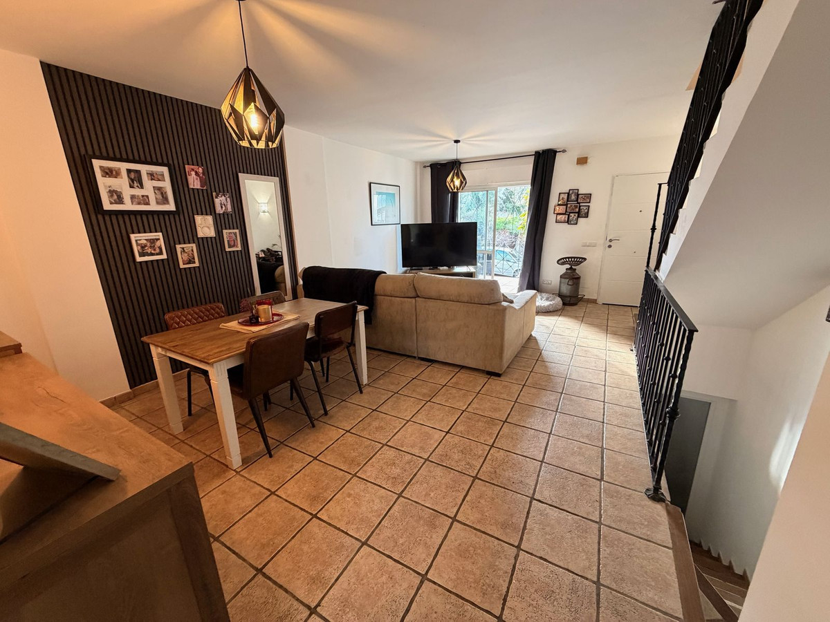 4 Bed Townhouse for sale in Calypso Costa Del Sol, Málaga, Spain
