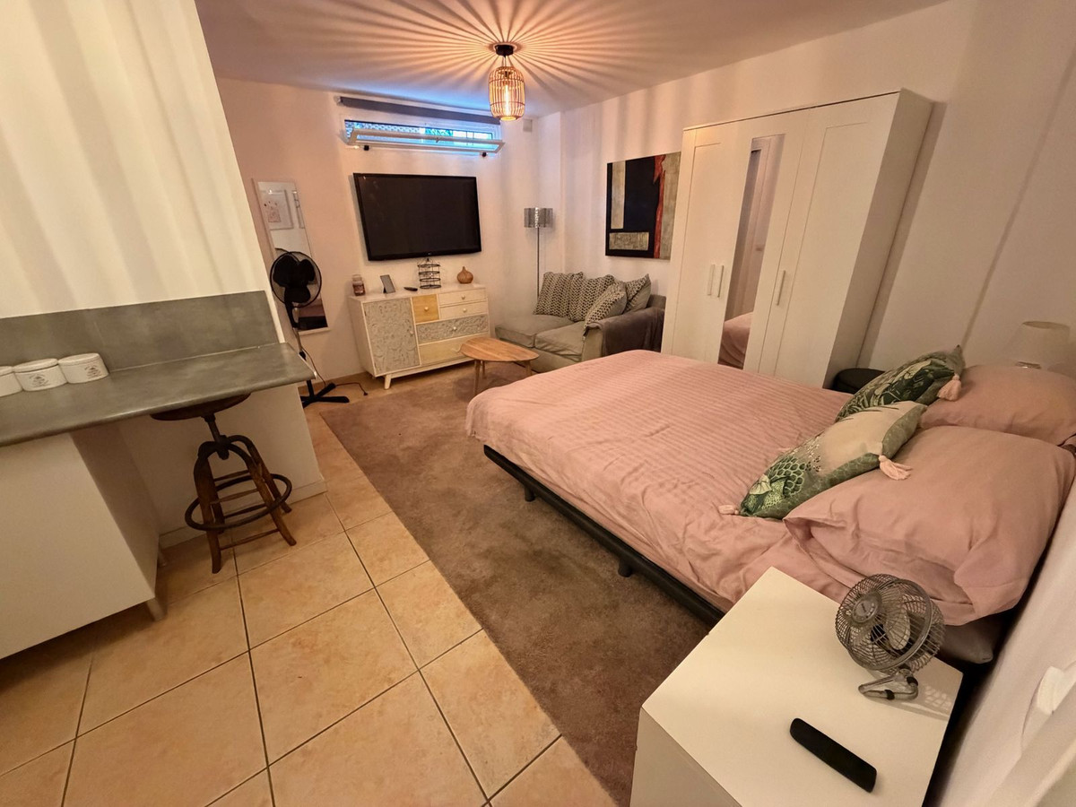 4 Bed Townhouse for sale in Calypso Costa Del Sol, Málaga, Spain