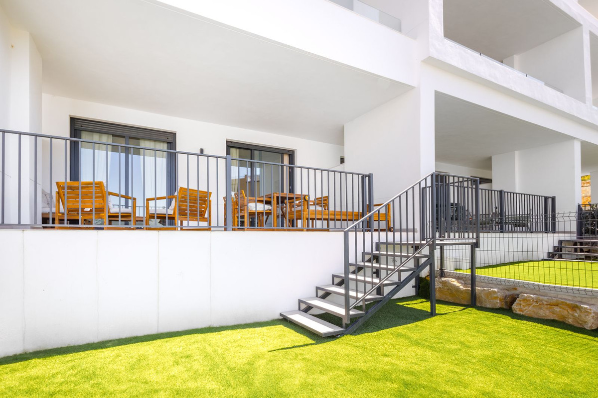 2 Bed Apartment for sale in La Cala De Mijas Costa Del Sol, Málaga, Spain