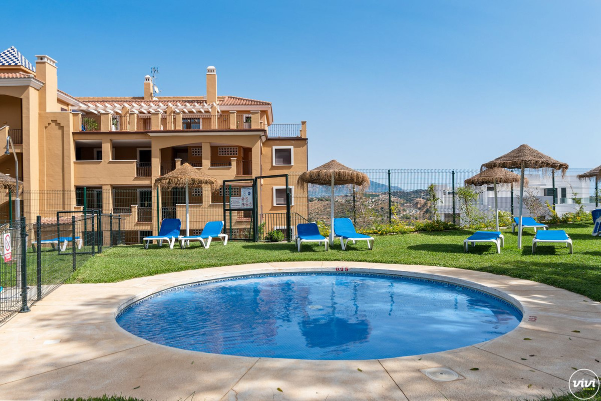2 Bed Apartment for sale in La Cala De Mijas Costa Del Sol, Málaga, Spain