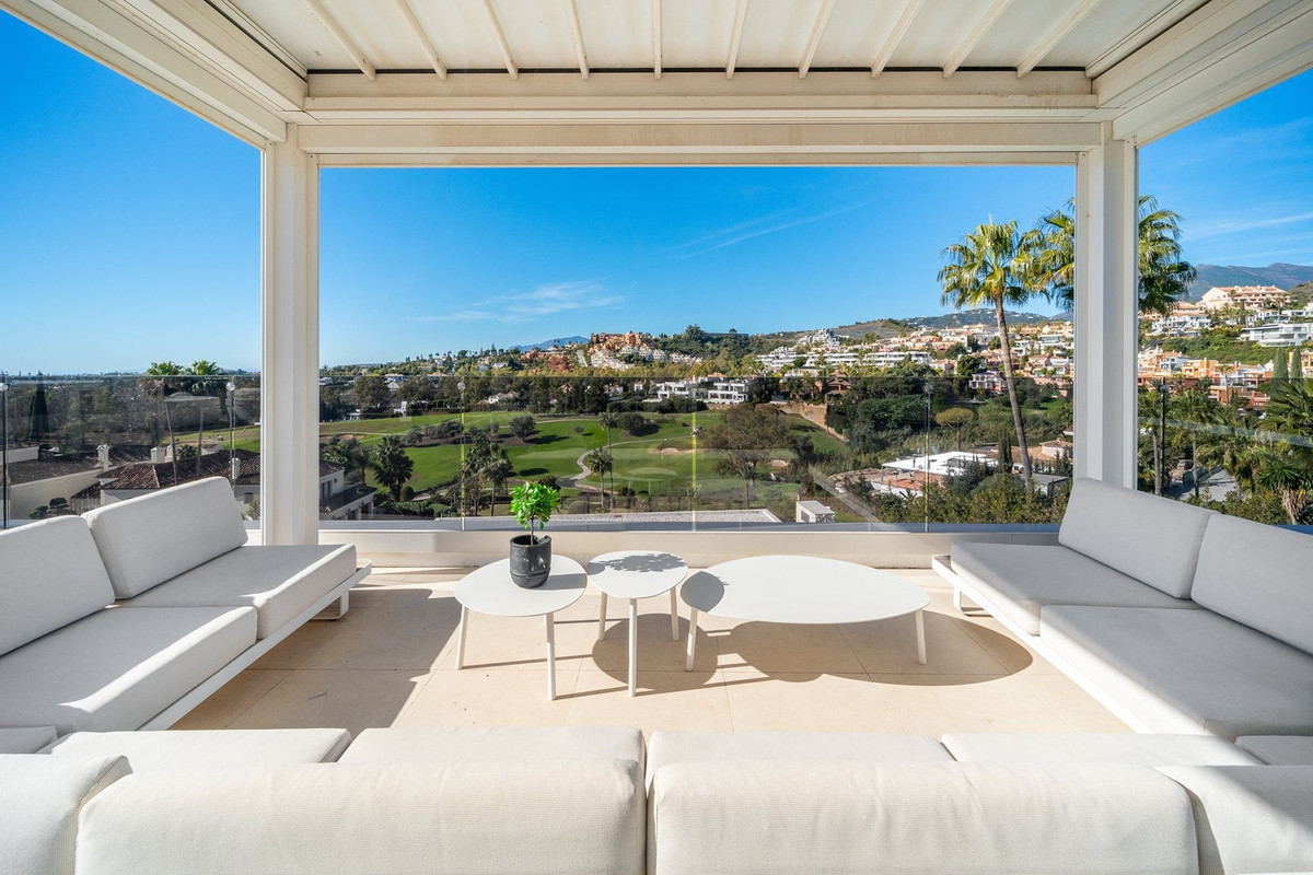 Se vende Villa - Chalet de 5 dormitorios en Costa Del Sol, Málaga, España
