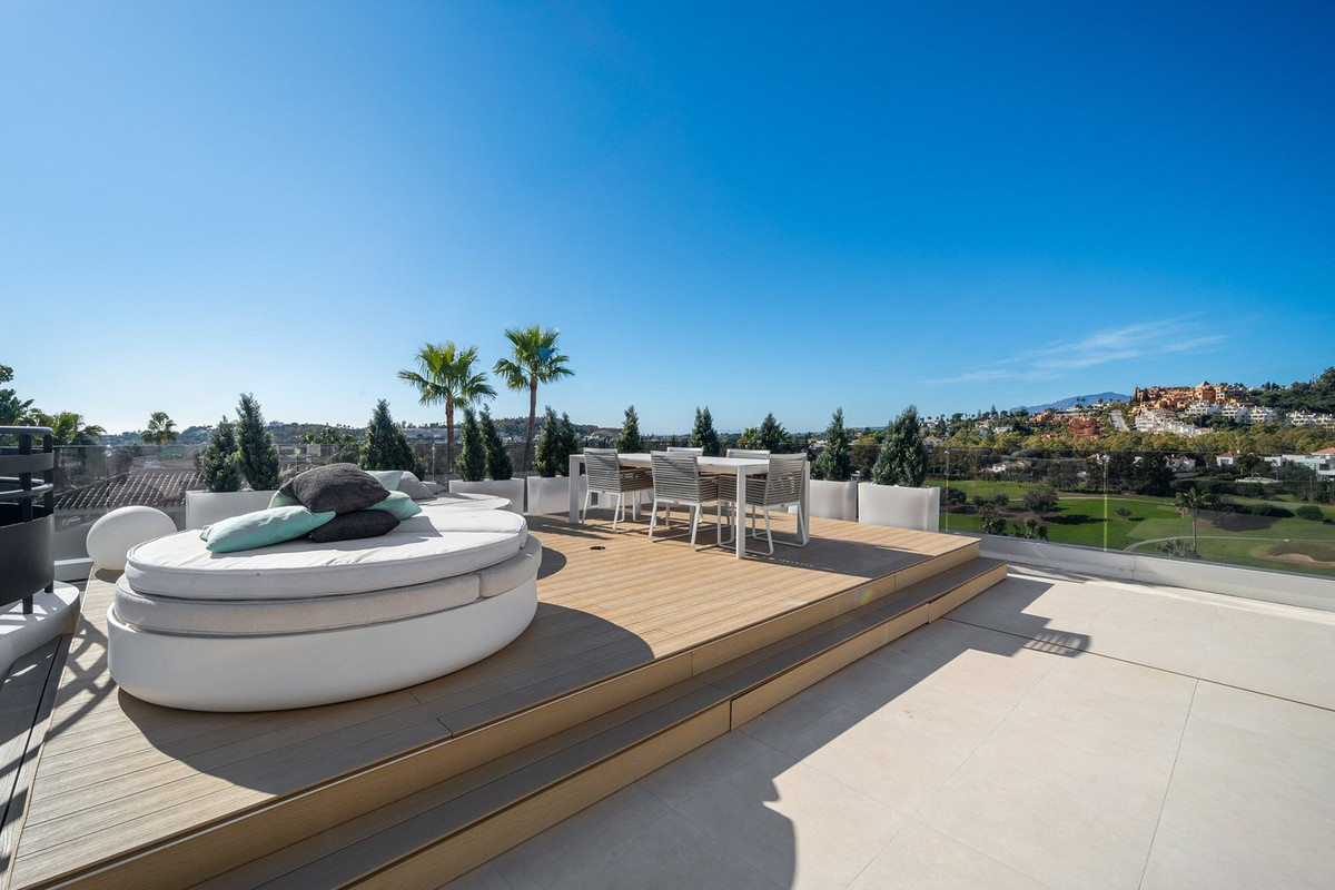 Se vende Villa - Chalet de 5 dormitorios en Costa Del Sol, Málaga, España