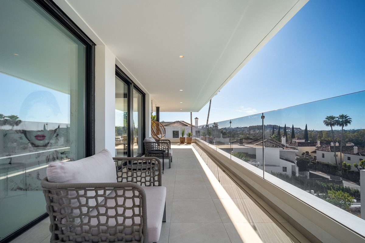 Se vende Villa - Chalet de 5 dormitorios en Costa Del Sol, Málaga, España
