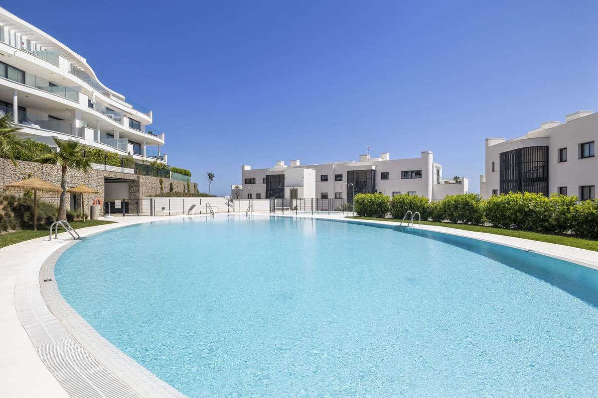 2 Bed Apartment for sale in Fuengirola Costa Del Sol, Málaga, Spain