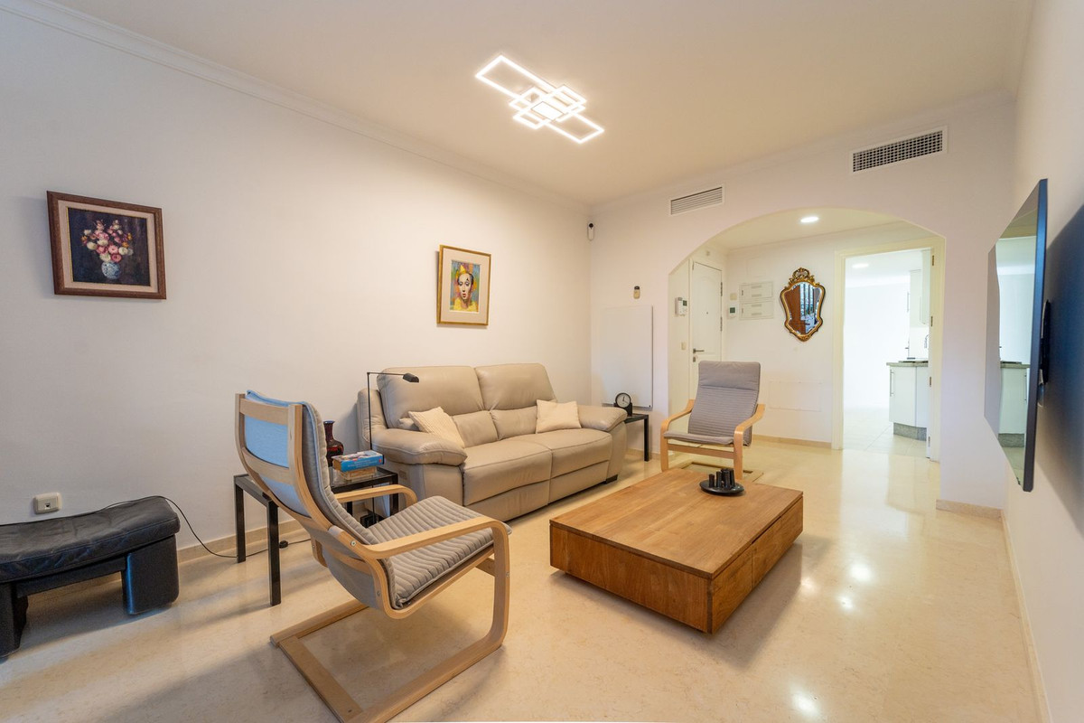 2 Bed Apartment for sale in Elviria Costa Del Sol, Málaga, Spain