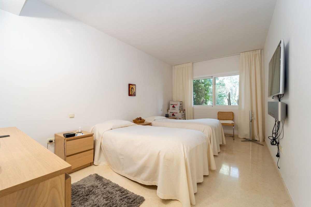 2 Bed Apartment for sale in Elviria Costa Del Sol, Málaga, Spain