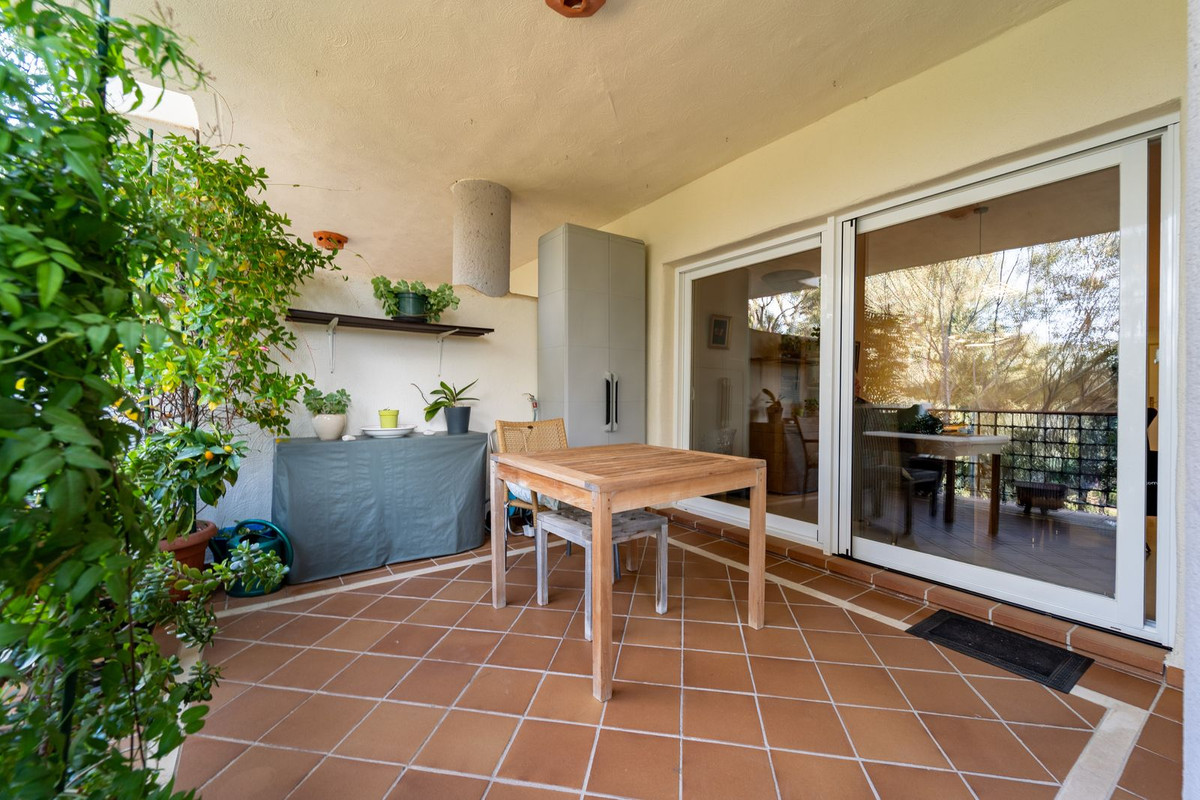 2 Bed Apartment for sale in Elviria Costa Del Sol, Málaga, Spain
