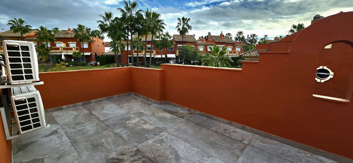 3 Bed Townhouse for sale in Atalaya Costa Del Sol, Málaga, Spain