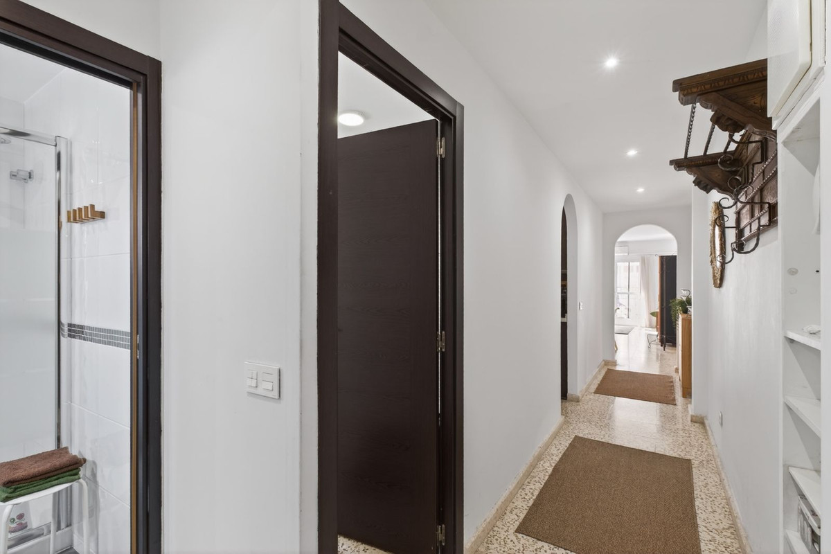 Se vende Apartamento en Planta Última de 3 dormitorios en Costa Del Sol, Málaga, España