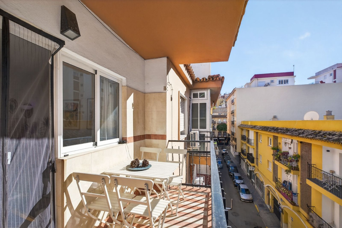 Se vende Apartamento en Planta Última de 3 dormitorios en Costa Del Sol, Málaga, España