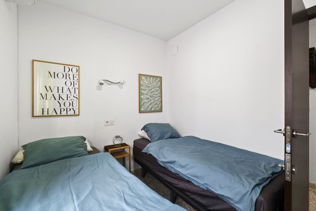 Se vende Apartamento en Planta Última de 3 dormitorios en Costa Del Sol, Málaga, España