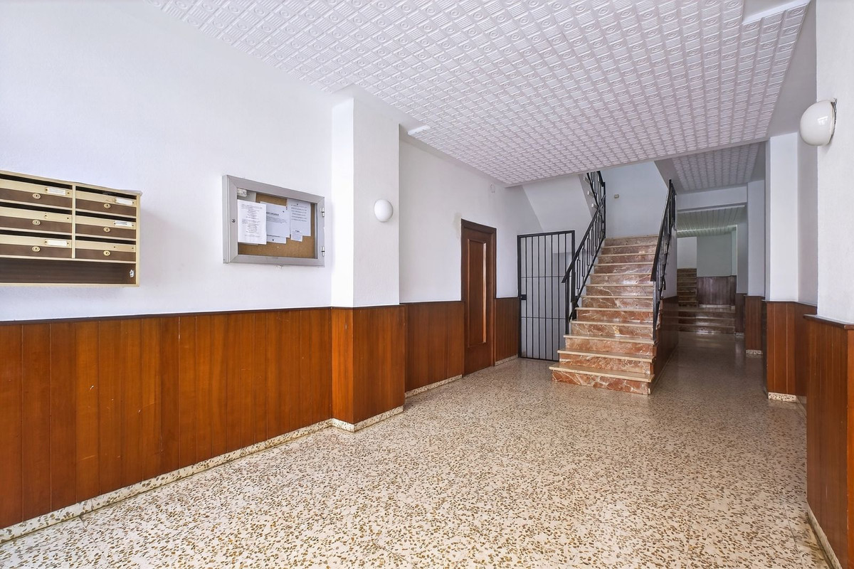 Se vende Apartamento en Planta Última de 3 dormitorios en Costa Del Sol, Málaga, España