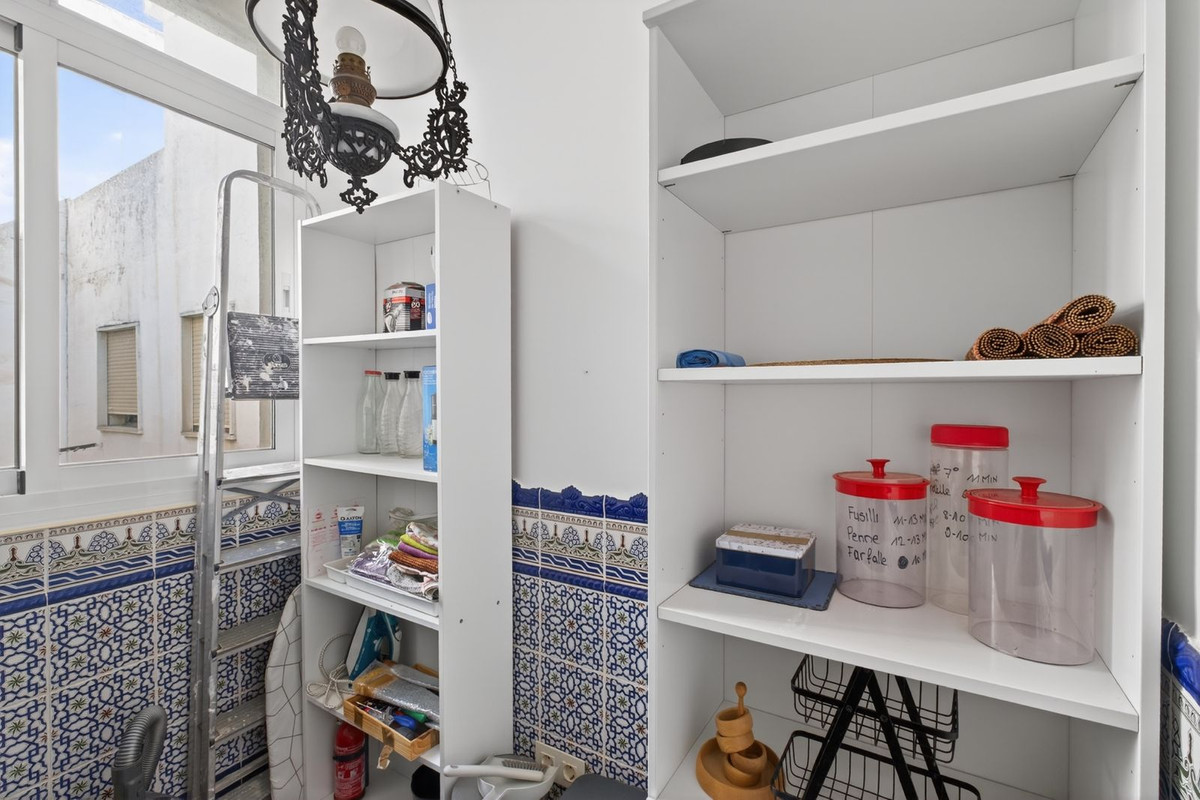 Se vende Apartamento en Planta Última de 3 dormitorios en Costa Del Sol, Málaga, España
