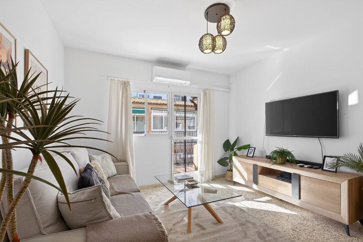 Se vende Apartamento en Planta Última de 3 dormitorios en Costa Del Sol, Málaga, España