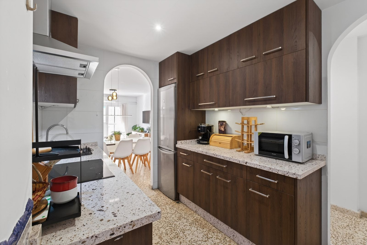 Se vende Apartamento en Planta Última de 3 dormitorios en Costa Del Sol, Málaga, España