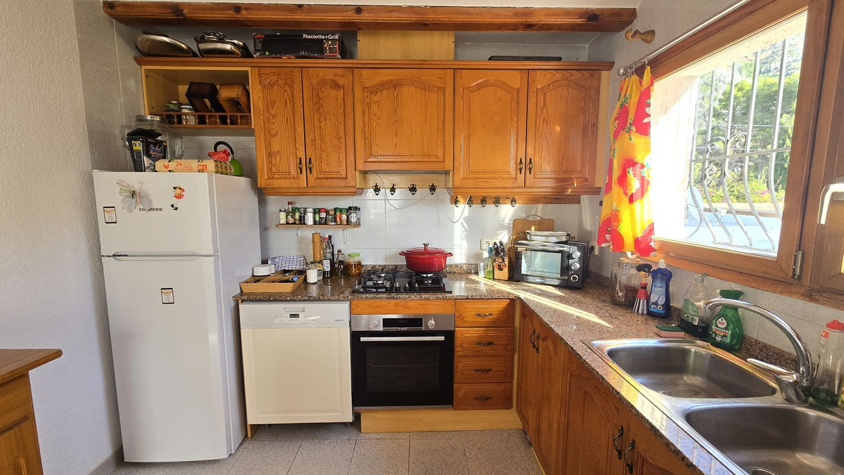Se vende Villa - Chalet de 6 dormitorios en Costa Blanca, Alicante, España