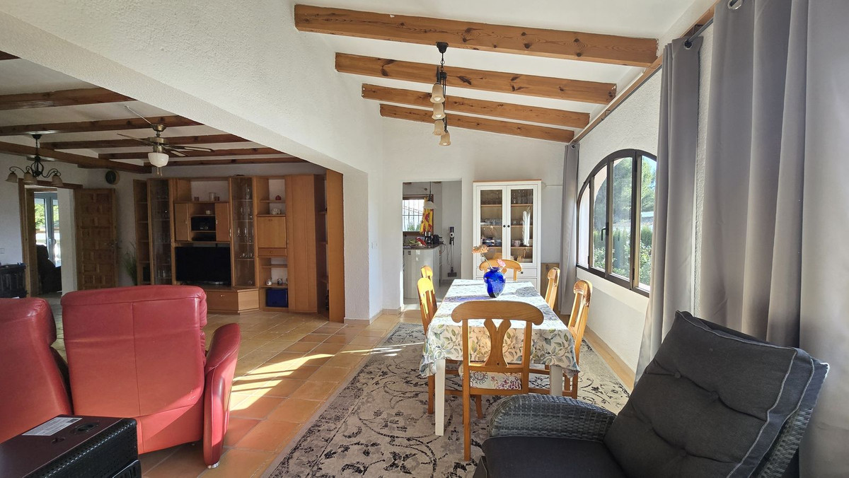 Se vende Villa - Chalet de 6 dormitorios en Costa Blanca, Alicante, España