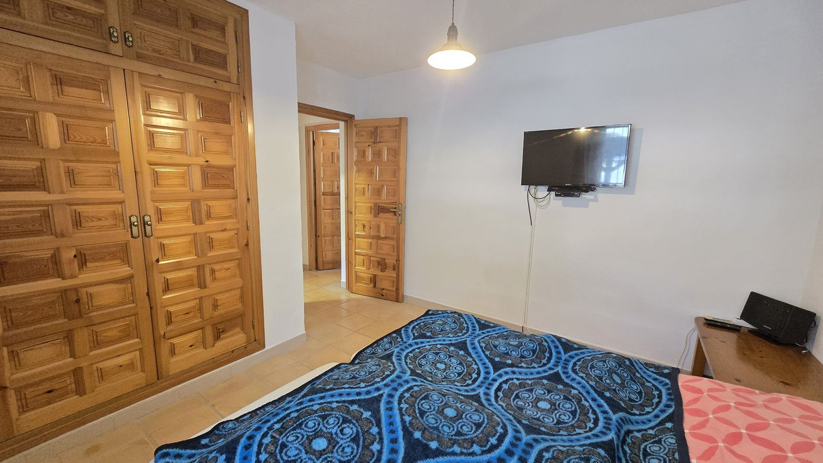 Se vende Villa - Chalet de 6 dormitorios en Costa Blanca, Alicante, España