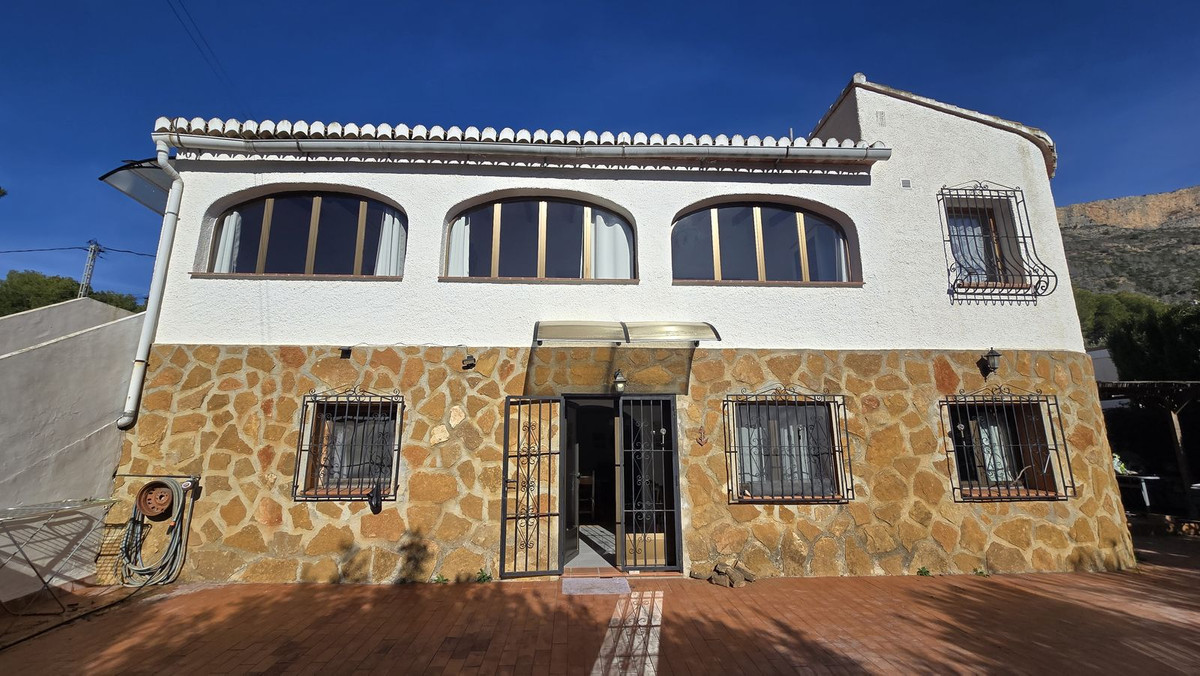 Se vende Villa - Chalet de 6 dormitorios en Costa Blanca, Alicante, España