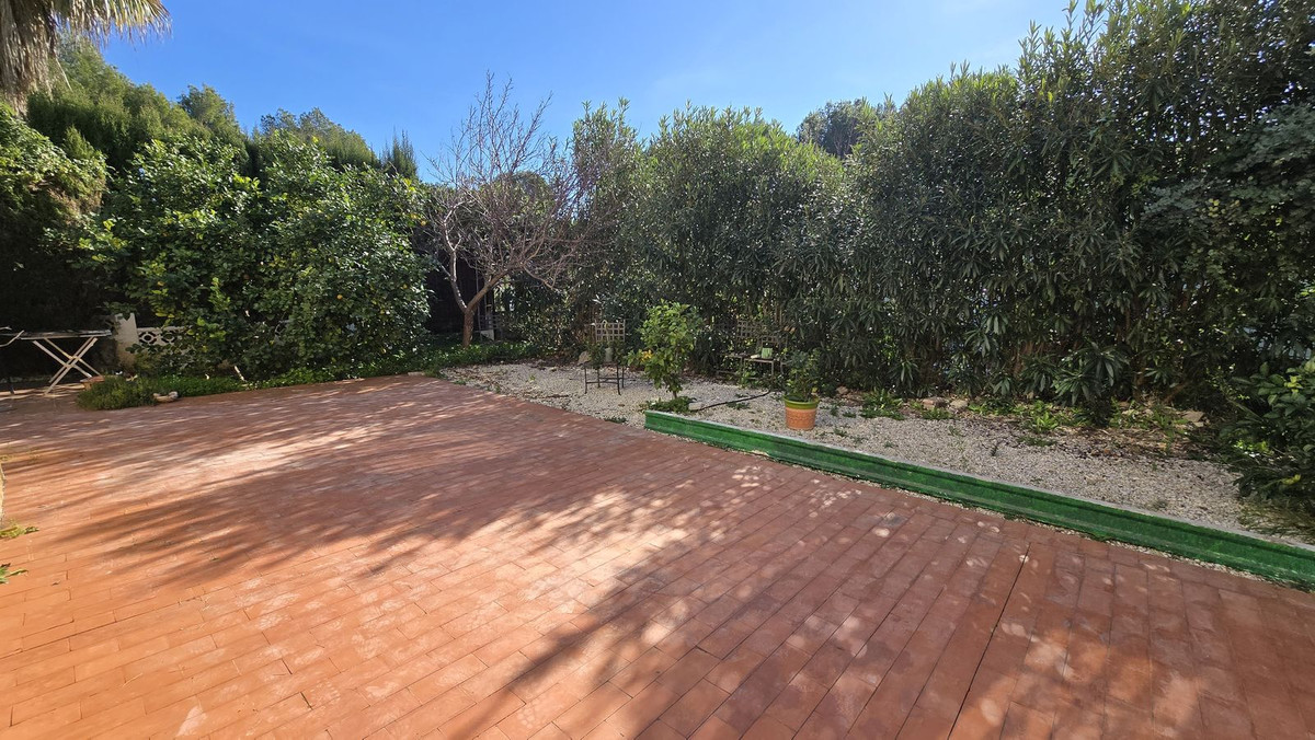 Se vende Villa - Chalet de 6 dormitorios en Costa Blanca, Alicante, España