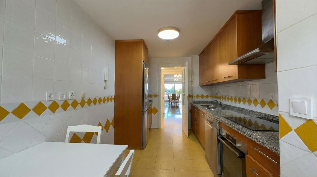 Se vende Apartamento Planta Baja de 2 dormitorios en Costa Del Sol, Málaga, España